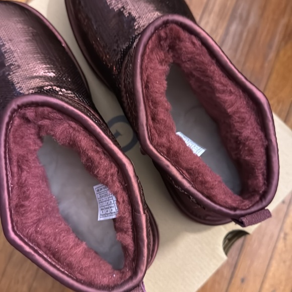 UGG Classic Ultra Mini Mirror Ball Sequence Boots - Picture 7 of 9